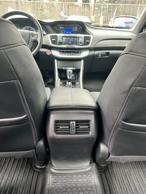 2015 Honda Accord Sedan 4dr V6 Auto EX-L, available for sale in Hartford, Connecticut | HPG Auto Sales LLC. Hartford, Connecticut 2015 Honda Accord Sedan 4dr V6 Auto EX-L, available for sale in Hartford, Connecticut | HPG Auto Sales LLC. Hartford, Connecticut