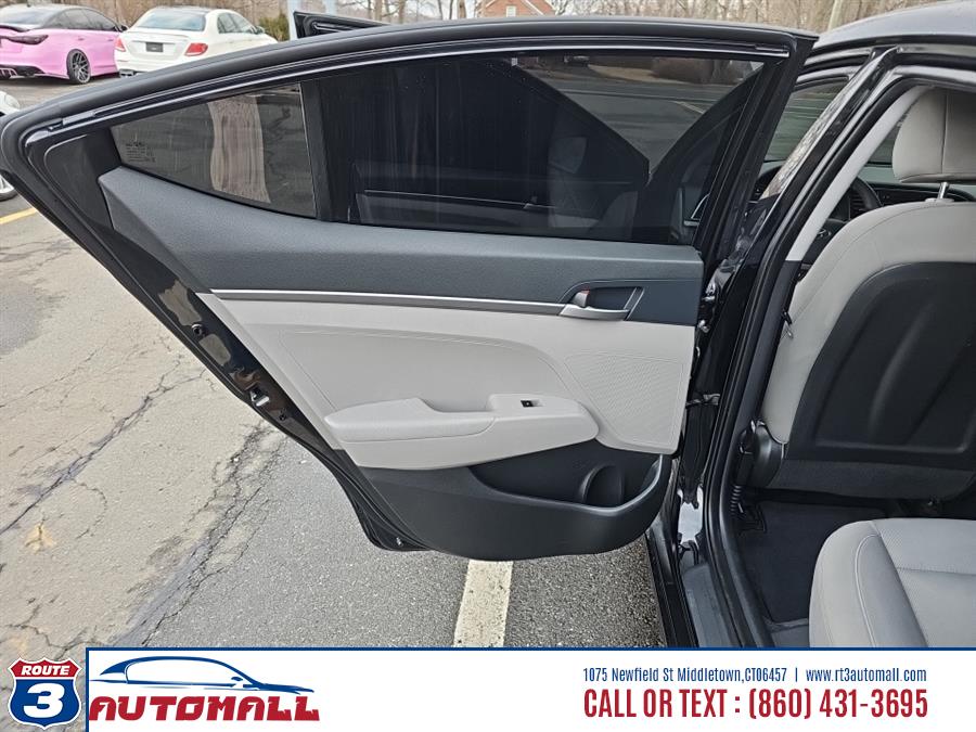 2018 Hyundai Elantra SE 2.0L Auto (Ulsan), available for sale in Middletown, Connecticut | RT 3 AUTO MALL LLC. Middletown, Connecticut 2018 Hyundai Elantra SE 2.0L Auto (Ulsan), available for sale in Middletown, Connecticut | RT 3 AUTO MALL LLC. Middletown, Connecticut