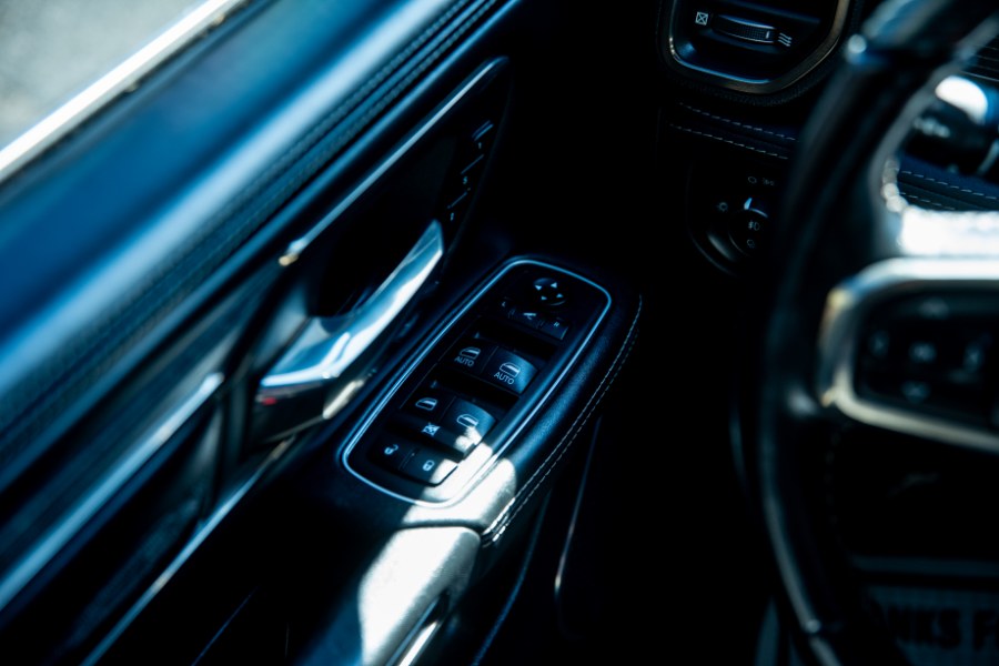 2021 Ram 1500 Limited 4x4 Crew Cab 5''7" Box, available for sale in Newark, New Jersey | Champion Of Newark. Newark, New Jersey 2021 Ram 1500 Limited 4x4 Crew Cab 5''7" Box, available for sale in Newark, New Jersey | Champion Of Newark. Newark, New Jersey