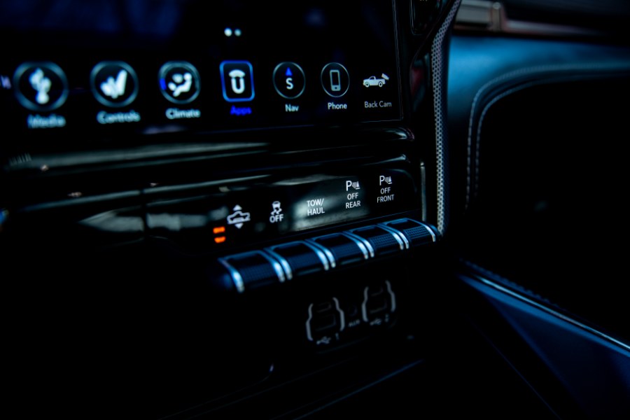 2021 Ram 1500 Limited 4x4 Crew Cab 5''7" Box, available for sale in Newark, New Jersey | Champion Of Newark. Newark, New Jersey 2021 Ram 1500 Limited 4x4 Crew Cab 5''7" Box, available for sale in Newark, New Jersey | Champion Of Newark. Newark, New Jersey