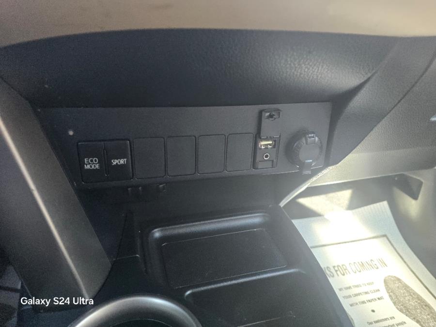 2013 Toyota RAV4 AWD 4dr LE (Natl), available for sale in Bloomingdale, New Jersey | Bloomingdale Auto Group. Bloomingdale, New Jersey 2013 Toyota RAV4 AWD 4dr LE (Natl), available for sale in Bloomingdale, New Jersey | Bloomingdale Auto Group. Bloomingdale, New Jersey