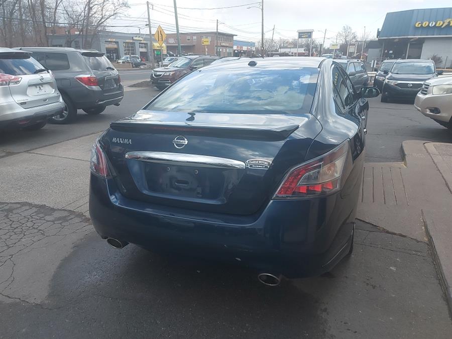 2014 Nissan Maxima 4dr Sdn 3.5 SV w/Premium Pkg, available for sale in West Hartford, Connecticut | Chadrad Motors llc. West Hartford, Connecticut 2014 Nissan Maxima 4dr Sdn 3.5 SV w/Premium Pkg, available for sale in West Hartford, Connecticut | Chadrad Motors llc. West Hartford, Connecticut