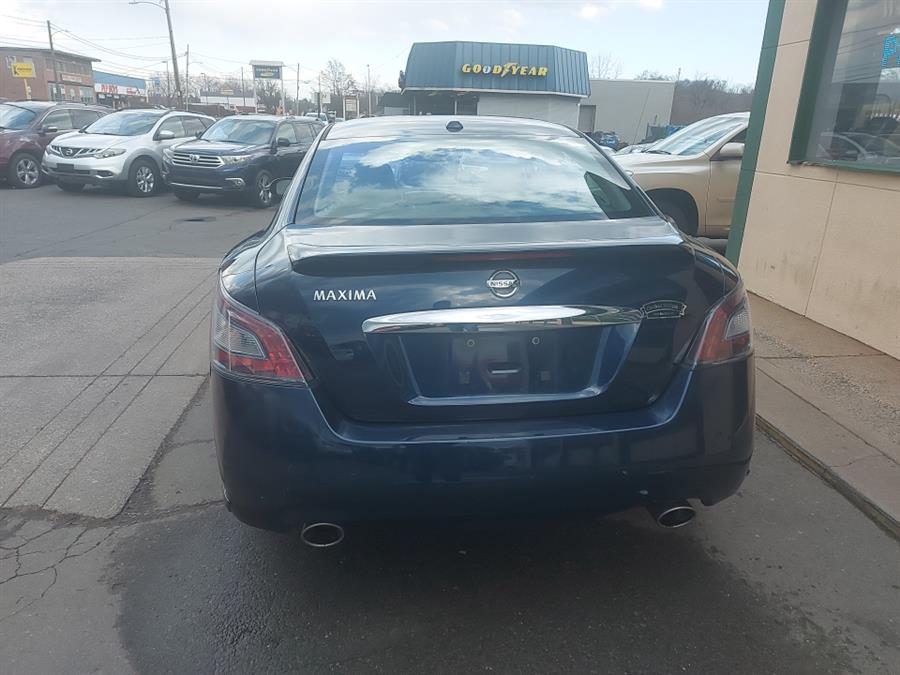 2014 Nissan Maxima 4dr Sdn 3.5 SV w/Premium Pkg, available for sale in West Hartford, Connecticut | Chadrad Motors llc. West Hartford, Connecticut 2014 Nissan Maxima 4dr Sdn 3.5 SV w/Premium Pkg, available for sale in West Hartford, Connecticut | Chadrad Motors llc. West Hartford, Connecticut