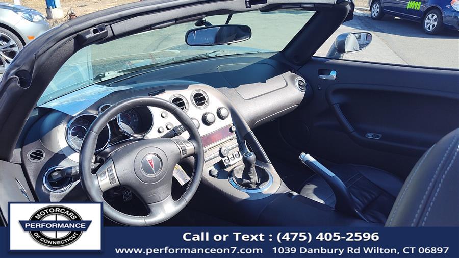 2007 Pontiac Solstice 2dr Convertible GXP, available for sale in Wilton, Connecticut | Performance Motor Cars Of Connecticut LLC. Wilton, Connecticut 2007 Pontiac Solstice 2dr Convertible GXP, available for sale in Wilton, Connecticut | Performance Motor Cars Of Connecticut LLC. Wilton, Connecticut