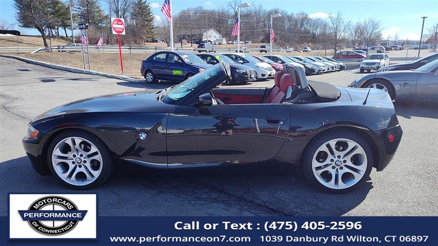 2004 BMW Z4 2dr Roadster 3.0i, available for sale in Wilton, Connecticut | Performance Motor Cars Of Connecticut LLC. Wilton, Connecticut 2004 BMW Z4 2dr Roadster 3.0i, available for sale in Wilton, Connecticut | Performance Motor Cars Of Connecticut LLC. Wilton, Connecticut