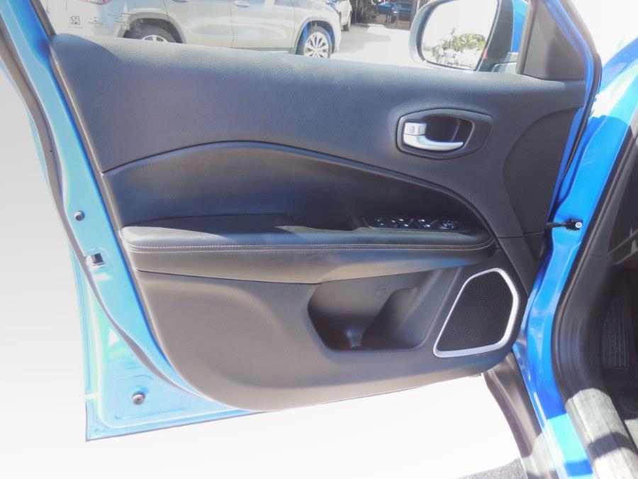 2019 Jeep Compass Latitude FWD, available for sale in Hawaiian Gardens, California | Luxe Motors. Hawaiian Gardens, California 2019 Jeep Compass Latitude FWD, available for sale in Hawaiian Gardens, California | Luxe Motors. Hawaiian Gardens, California