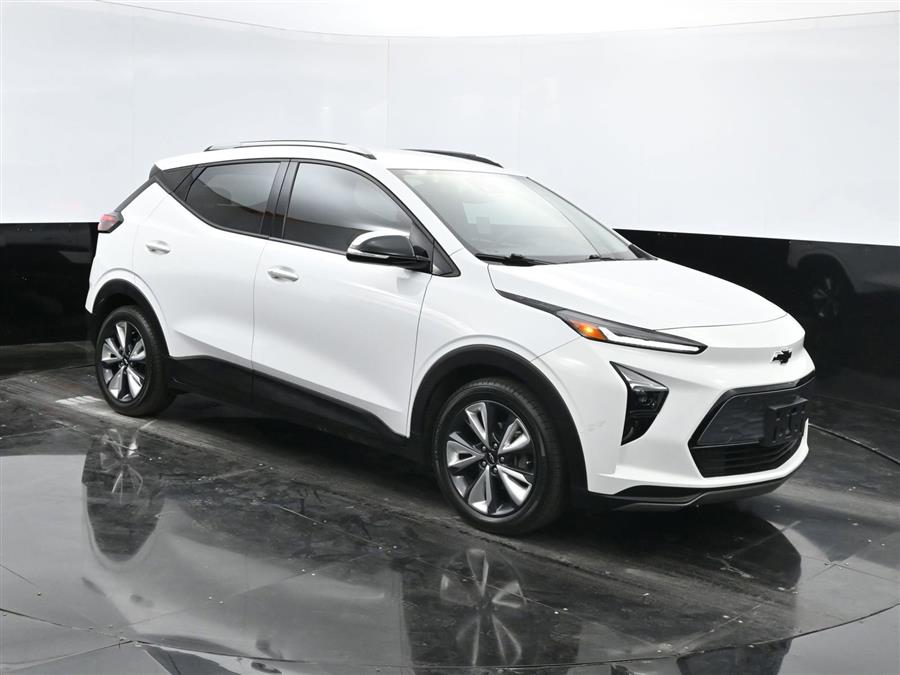 Used 2022 Chevrolet Bolt EUV LT with VIN 1G1FY6S08N4113805 for sale in Culver City, CA
