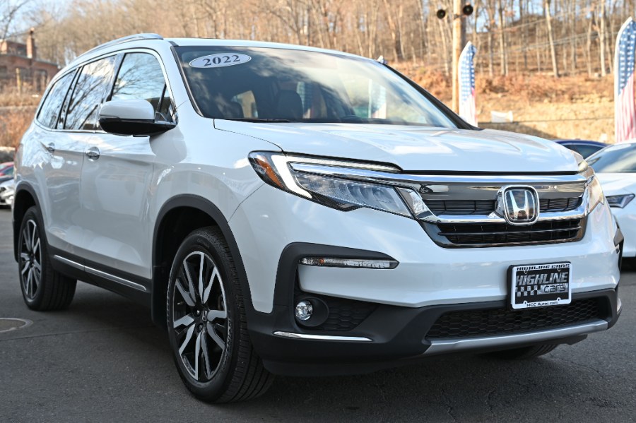 2022 Honda Pilot Touring 8-Passenger AWD, available for sale in Waterbury, Connecticut | Highline Car Connection. Waterbury, Connecticut 2022 Honda Pilot Touring 8-Passenger AWD, available for sale in Waterbury, Connecticut | Highline Car Connection. Waterbury, Connecticut