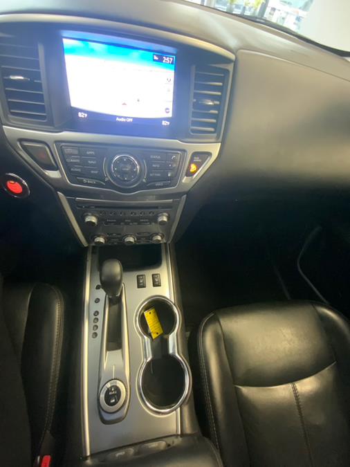 2020 Nissan Pathfinder 4x4 SL, available for sale in Hartford, Connecticut | Franklin Motors Auto Sales LLC. Hartford, Connecticut 2020 Nissan Pathfinder 4x4 SL, available for sale in Hartford, Connecticut | Franklin Motors Auto Sales LLC. Hartford, Connecticut