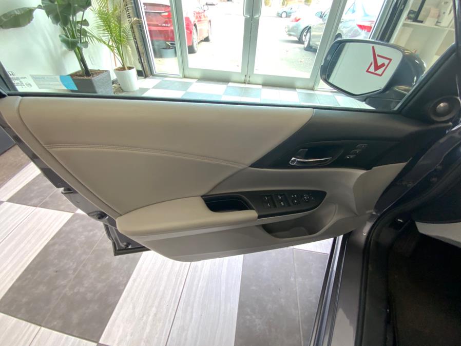 2014 Honda Accord Sedan 4dr I4 CVT EX-L w/Navi, available for sale in Hartford, Connecticut | Franklin Motors Auto Sales LLC. Hartford, Connecticut 2014 Honda Accord Sedan 4dr I4 CVT EX-L w/Navi, available for sale in Hartford, Connecticut | Franklin Motors Auto Sales LLC. Hartford, Connecticut