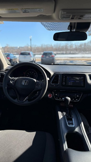 2022 Honda HR-V EX AWD CVT, available for sale in Lowell, Massachusetts | Revolution Motors . Lowell, Massachusetts 2022 Honda HR-V EX AWD CVT, available for sale in Lowell, Massachusetts | Revolution Motors . Lowell, Massachusetts