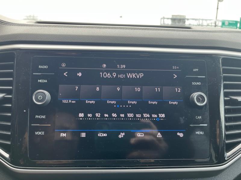2022 Volkswagen Atlas 3.6L V6 SE w/Technology FWD, available for sale in Maple Shade, New Jersey | Car Revolution. Maple Shade, New Jersey 2022 Volkswagen Atlas 3.6L V6 SE w/Technology FWD, available for sale in Maple Shade, New Jersey | Car Revolution. Maple Shade, New Jersey
