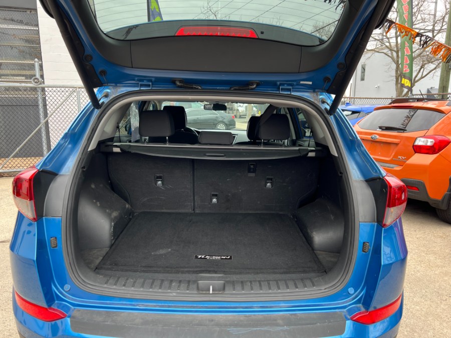 2017 Hyundai Tucson Limited AWD, available for sale in New Haven, Connecticut | Unique Auto Sales LLC. New Haven, Connecticut 2017 Hyundai Tucson Limited AWD, available for sale in New Haven, Connecticut | Unique Auto Sales LLC. New Haven, Connecticut
