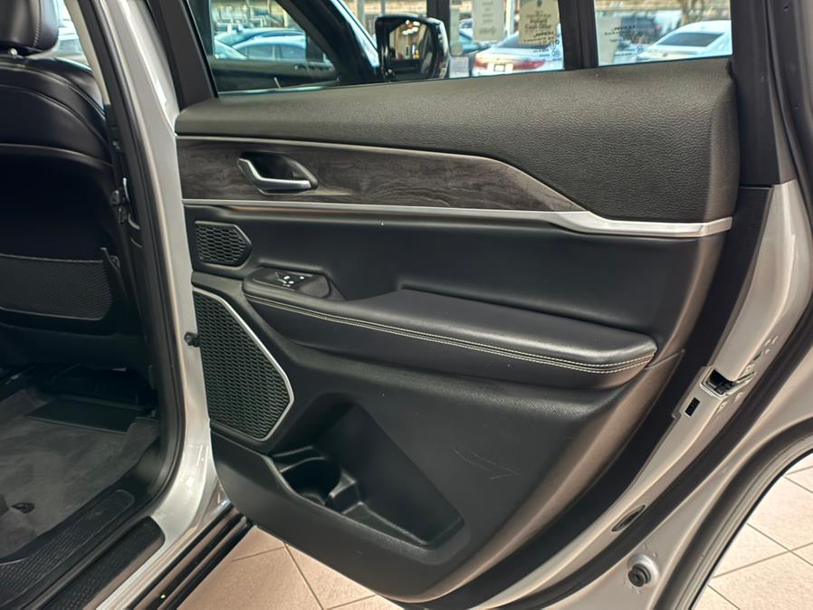 2021 Jeep Grand Cherokee L Limited 4x4, available for sale in Massapequa Park, New York | Power Motors East. Massapequa Park, New York 2021 Jeep Grand Cherokee L Limited 4x4, available for sale in Massapequa Park, New York | Power Motors East. Massapequa Park, New York