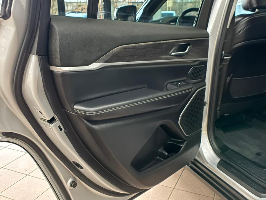 2021 Jeep Grand Cherokee L Limited 4x4, available for sale in Massapequa Park, New York | Power Motors East. Massapequa Park, New York 2021 Jeep Grand Cherokee L Limited 4x4, available for sale in Massapequa Park, New York | Power Motors East. Massapequa Park, New York