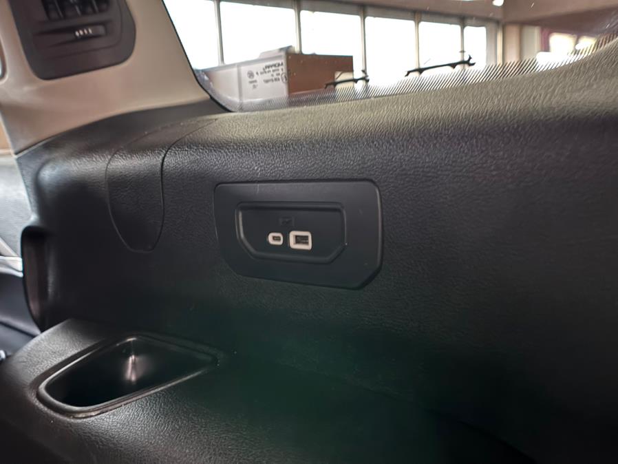 2021 Jeep Grand Cherokee L Limited 4x4, available for sale in Massapequa Park, New York | Power Motors East. Massapequa Park, New York 2021 Jeep Grand Cherokee L Limited 4x4, available for sale in Massapequa Park, New York | Power Motors East. Massapequa Park, New York