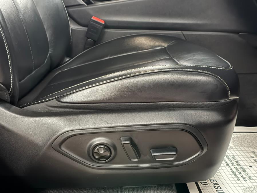2021 Jeep Grand Cherokee L Limited 4x4, available for sale in Massapequa Park, New York | Power Motors East. Massapequa Park, New York 2021 Jeep Grand Cherokee L Limited 4x4, available for sale in Massapequa Park, New York | Power Motors East. Massapequa Park, New York