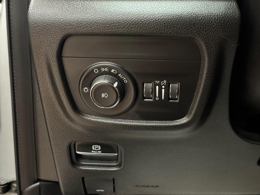 2021 Jeep Grand Cherokee L Limited 4x4, available for sale in Massapequa Park, New York | Power Motors East. Massapequa Park, New York 2021 Jeep Grand Cherokee L Limited 4x4, available for sale in Massapequa Park, New York | Power Motors East. Massapequa Park, New York