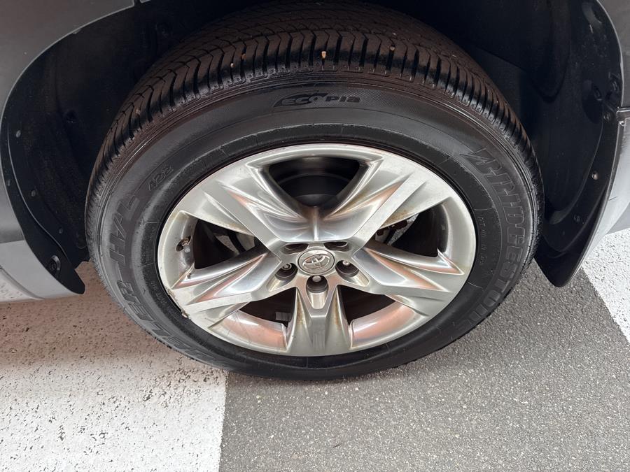 2015 Toyota Highlander AWD 4dr V6 Limited, available for sale in Waterbury, Connecticut | National Auto Brokers, Inc.. Waterbury, Connecticut 2015 Toyota Highlander AWD 4dr V6 Limited, available for sale in Waterbury, Connecticut | National Auto Brokers, Inc.. Waterbury, Connecticut