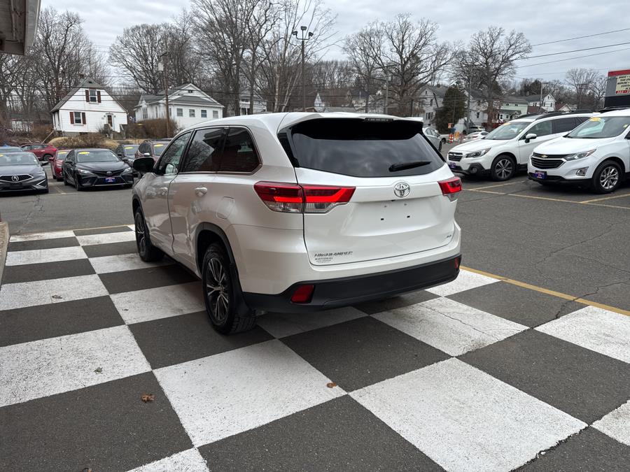 2017 Toyota Highlander LE V6 AWD, available for sale in Waterbury, Connecticut | National Auto Brokers, Inc.. Waterbury, Connecticut 2017 Toyota Highlander LE V6 AWD, available for sale in Waterbury, Connecticut | National Auto Brokers, Inc.. Waterbury, Connecticut