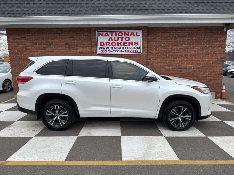 2017 Toyota Highlander LE V6 AWD, available for sale in Waterbury, Connecticut | National Auto Brokers, Inc.. Waterbury, Connecticut 2017 Toyota Highlander LE V6 AWD, available for sale in Waterbury, Connecticut | National Auto Brokers, Inc.. Waterbury, Connecticut