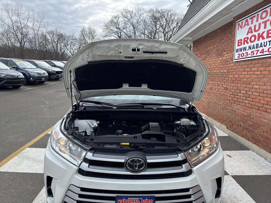 2017 Toyota Highlander LE V6 AWD, available for sale in Waterbury, Connecticut | National Auto Brokers, Inc.. Waterbury, Connecticut 2017 Toyota Highlander LE V6 AWD, available for sale in Waterbury, Connecticut | National Auto Brokers, Inc.. Waterbury, Connecticut