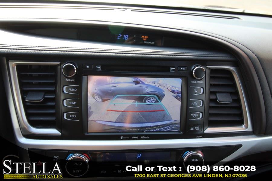 2019 Toyota Highlander XLE V6 AWD (Natl), available for sale in Linden, New Jersey | Stella Auto Sales. Linden, New Jersey 2019 Toyota Highlander XLE V6 AWD (Natl), available for sale in Linden, New Jersey | Stella Auto Sales. Linden, New Jersey