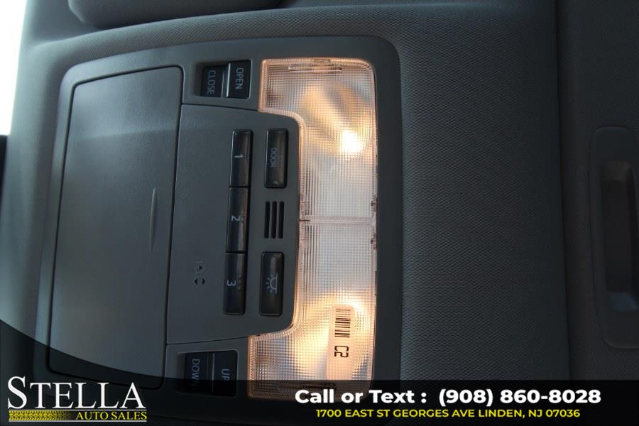 2019 Toyota Highlander XLE V6 AWD (Natl), available for sale in Linden, New Jersey | Stella Auto Sales. Linden, New Jersey 2019 Toyota Highlander XLE V6 AWD (Natl), available for sale in Linden, New Jersey | Stella Auto Sales. Linden, New Jersey