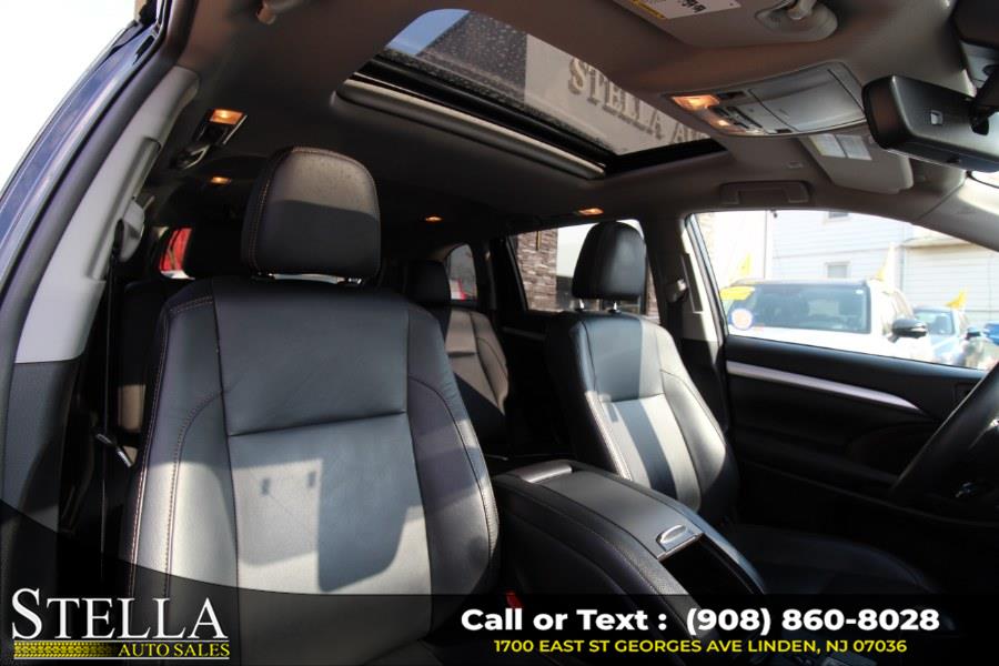 2019 Toyota Highlander XLE V6 AWD (Natl), available for sale in Linden, New Jersey | Stella Auto Sales. Linden, New Jersey 2019 Toyota Highlander XLE V6 AWD (Natl), available for sale in Linden, New Jersey | Stella Auto Sales. Linden, New Jersey