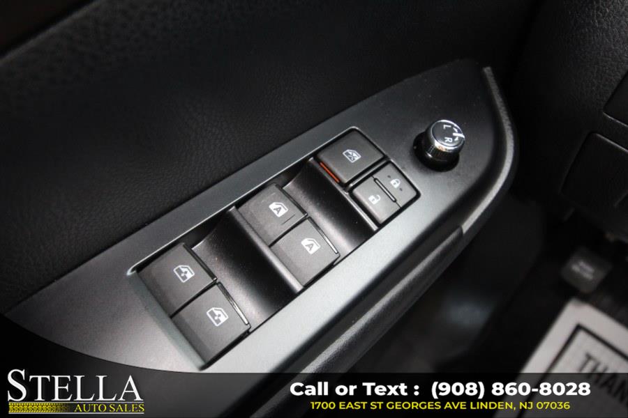 2019 Toyota Highlander XLE V6 AWD (Natl), available for sale in Linden, New Jersey | Stella Auto Sales. Linden, New Jersey 2019 Toyota Highlander XLE V6 AWD (Natl), available for sale in Linden, New Jersey | Stella Auto Sales. Linden, New Jersey