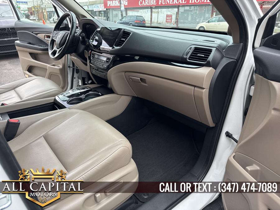 2022 Honda Pilot Touring 8-Passenger AWD, available for sale in Brooklyn, New York | All Capital Motors. Brooklyn, New York 2022 Honda Pilot Touring 8-Passenger AWD, available for sale in Brooklyn, New York | All Capital Motors. Brooklyn, New York