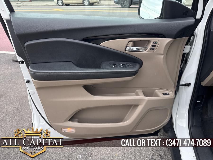 2022 Honda Pilot Touring 8-Passenger AWD, available for sale in Brooklyn, New York | All Capital Motors. Brooklyn, New York 2022 Honda Pilot Touring 8-Passenger AWD, available for sale in Brooklyn, New York | All Capital Motors. Brooklyn, New York