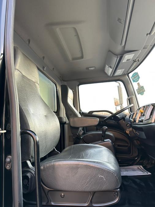 2017 Hino 268A 26FT BOX ALUMINUM LIFT-GATE, available for sale in Paterson, New Jersey | Speedway Motors LLC. Paterson, New Jersey 2017 Hino 268A 26FT BOX ALUMINUM LIFT-GATE, available for sale in Paterson, New Jersey | Speedway Motors LLC. Paterson, New Jersey