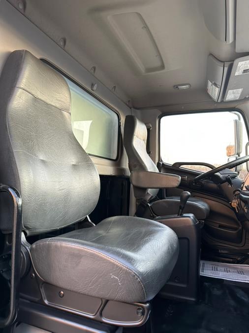 2017 Hino 268A 26FT BOX ALUMINUM LIFT-GATE, available for sale in Paterson, New Jersey | Speedway Motors LLC. Paterson, New Jersey 2017 Hino 268A 26FT BOX ALUMINUM LIFT-GATE, available for sale in Paterson, New Jersey | Speedway Motors LLC. Paterson, New Jersey