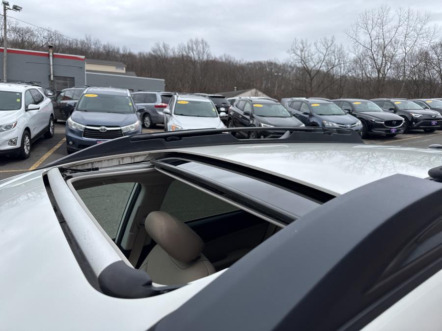 2015 Subaru Outback 4dr Wgn 2.5i Limited PZEV, available for sale in Waterbury, Connecticut | National Auto Brokers, Inc.. Waterbury, Connecticut 2015 Subaru Outback 4dr Wgn 2.5i Limited PZEV, available for sale in Waterbury, Connecticut | National Auto Brokers, Inc.. Waterbury, Connecticut