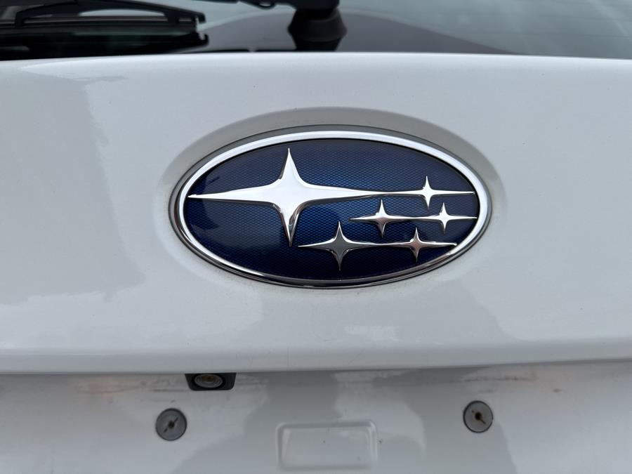 2015 Subaru Outback 4dr Wgn 2.5i Limited PZEV, available for sale in Waterbury, Connecticut | National Auto Brokers, Inc.. Waterbury, Connecticut 2015 Subaru Outback 4dr Wgn 2.5i Limited PZEV, available for sale in Waterbury, Connecticut | National Auto Brokers, Inc.. Waterbury, Connecticut