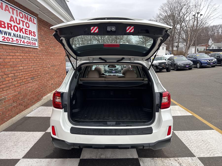 2015 Subaru Outback 4dr Wgn 2.5i Limited PZEV, available for sale in Waterbury, Connecticut | National Auto Brokers, Inc.. Waterbury, Connecticut 2015 Subaru Outback 4dr Wgn 2.5i Limited PZEV, available for sale in Waterbury, Connecticut | National Auto Brokers, Inc.. Waterbury, Connecticut