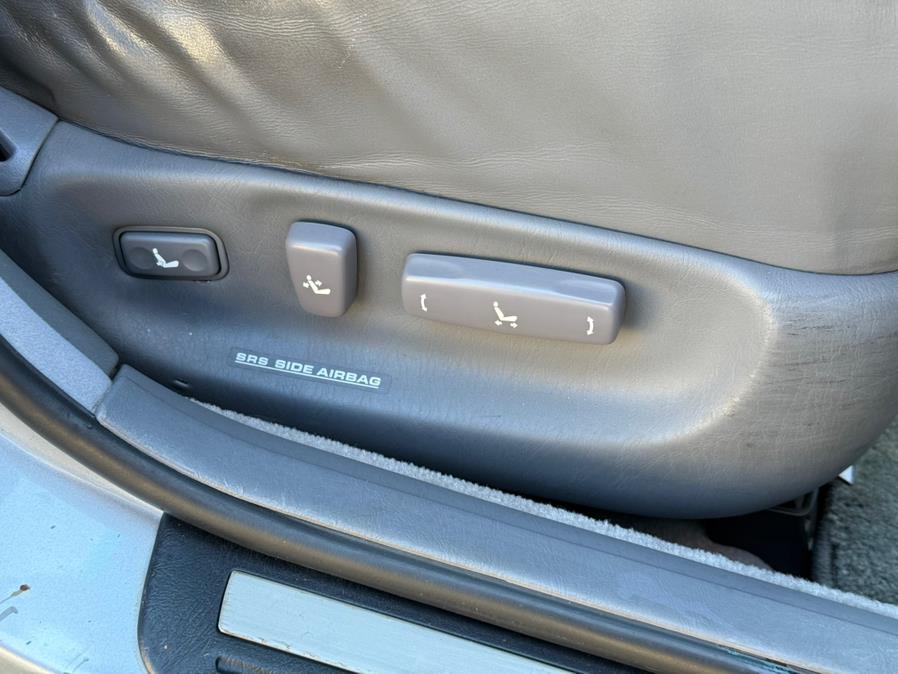 1999 Toyota CROWN MAJESTA RHD JDM Import, available for sale in Lindenhurst, New York | Cargenic Automotive. Lindenhurst, New York 1999 Toyota CROWN MAJESTA RHD JDM Import, available for sale in Lindenhurst, New York | Cargenic Automotive. Lindenhurst, New York