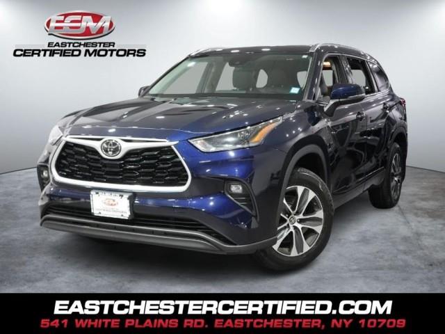 Used 2021 Toyota Highlander in Yonkers, New York | Westchester Auto Group. Yonkers, New York