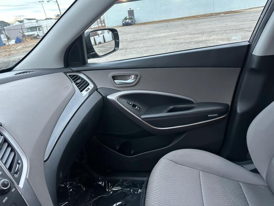 2015 Hyundai Santa Fe Sport AWD 4dr 2.4, available for sale in Springfield, Massachusetts | Auto Globe LLC. Springfield, Massachusetts 2015 Hyundai Santa Fe Sport AWD 4dr 2.4, available for sale in Springfield, Massachusetts | Auto Globe LLC. Springfield, Massachusetts
