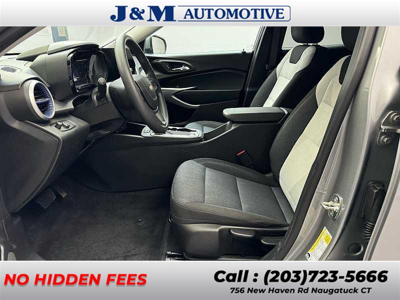 2024 Chevrolet Trax LS, available for sale in Naugatuck, Connecticut | J&M Automotive Sls&Svc LLC. Naugatuck, Connecticut 2024 Chevrolet Trax LS, available for sale in Naugatuck, Connecticut | J&M Automotive Sls&Svc LLC. Naugatuck, Connecticut