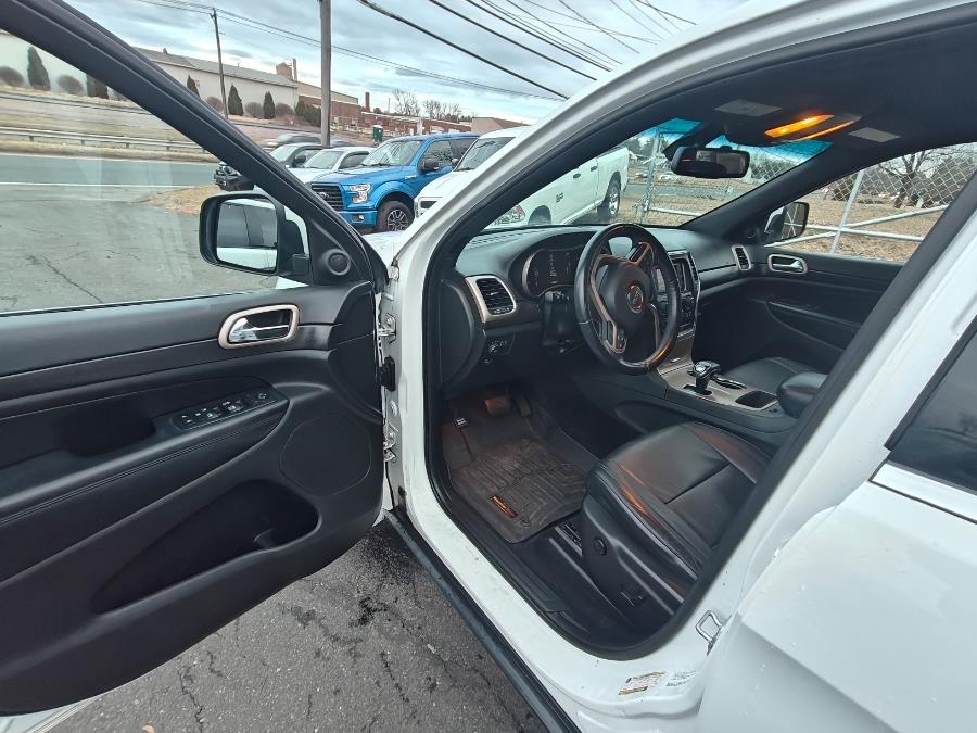 2014 Jeep Grand Cherokee 4WD 4dr Laredo, available for sale in South Windsor, Connecticut | Fancy Rides LLC. South Windsor, Connecticut 2014 Jeep Grand Cherokee 4WD 4dr Laredo, available for sale in South Windsor, Connecticut | Fancy Rides LLC. South Windsor, Connecticut