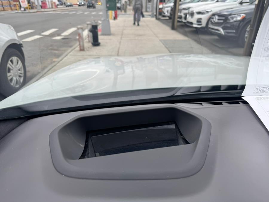 2021 BMW 5 Series M550i xDrive Sedan, available for sale in Jamaica, New York | Sunrise Autoland. Jamaica, New York 2021 BMW 5 Series M550i xDrive Sedan, available for sale in Jamaica, New York | Sunrise Autoland. Jamaica, New York