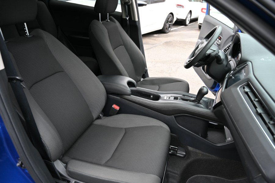 2022 Honda HR-V EX AWD CVT, available for sale in Waterbury, Connecticut | Highline Car Connection. Waterbury, Connecticut 2022 Honda HR-V EX AWD CVT, available for sale in Waterbury, Connecticut | Highline Car Connection. Waterbury, Connecticut