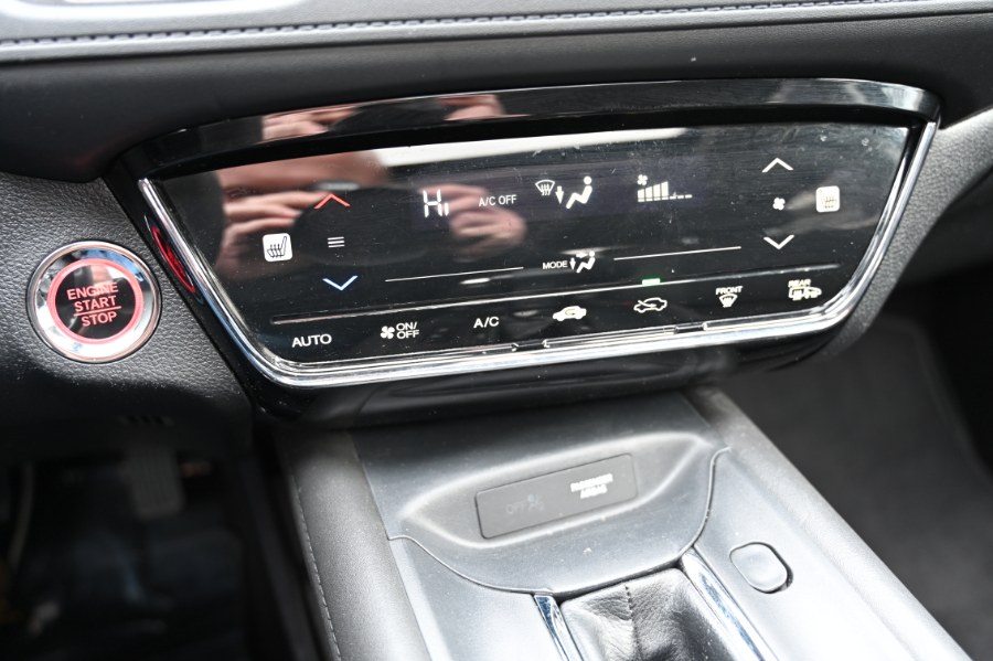 2022 Honda HR-V EX AWD CVT, available for sale in Waterbury, Connecticut | Highline Car Connection. Waterbury, Connecticut 2022 Honda HR-V EX AWD CVT, available for sale in Waterbury, Connecticut | Highline Car Connection. Waterbury, Connecticut