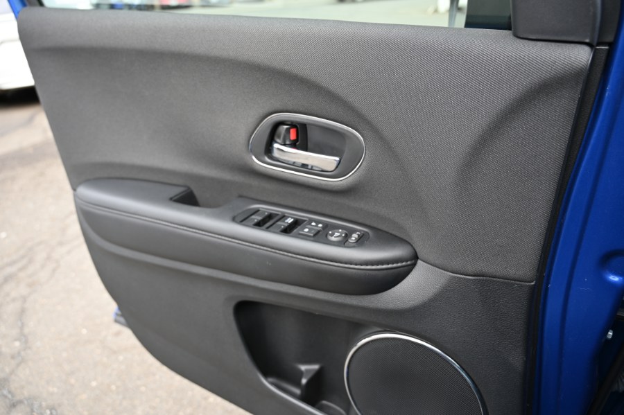 2022 Honda HR-V EX AWD CVT, available for sale in Waterbury, Connecticut | Highline Car Connection. Waterbury, Connecticut 2022 Honda HR-V EX AWD CVT, available for sale in Waterbury, Connecticut | Highline Car Connection. Waterbury, Connecticut