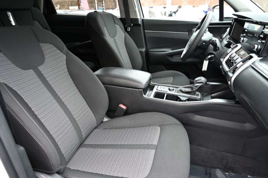 2023 Kia Sorento LX AWD, available for sale in Waterbury, Connecticut | Highline Car Connection. Waterbury, Connecticut 2023 Kia Sorento LX AWD, available for sale in Waterbury, Connecticut | Highline Car Connection. Waterbury, Connecticut
