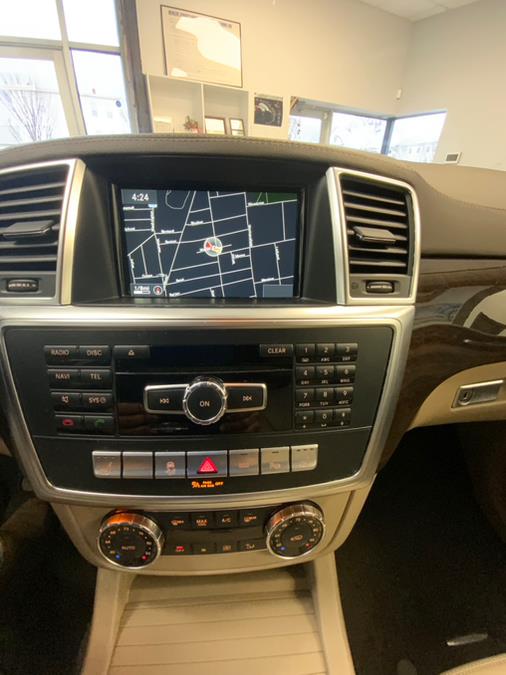 2016 Mercedes-Benz GL 4MATIC 4dr GL450, available for sale in Hartford, Connecticut | Franklin Motors Auto Sales LLC. Hartford, Connecticut 2016 Mercedes-Benz GL 4MATIC 4dr GL450, available for sale in Hartford, Connecticut | Franklin Motors Auto Sales LLC. Hartford, Connecticut