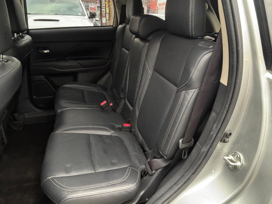 2020 Mitsubishi Outlander SEL S-AWC, available for sale in Brooklyn, New York | Carsbuck Inc.. Brooklyn, New York 2020 Mitsubishi Outlander SEL S-AWC, available for sale in Brooklyn, New York | Carsbuck Inc.. Brooklyn, New York