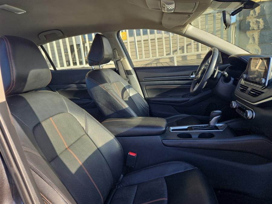 2022 Nissan Altima 2.5 SR Sedan, available for sale in Temple Hills, Maryland | Temple Hills Used Car. Temple Hills, Maryland 2022 Nissan Altima 2.5 SR Sedan, available for sale in Temple Hills, Maryland | Temple Hills Used Car. Temple Hills, Maryland